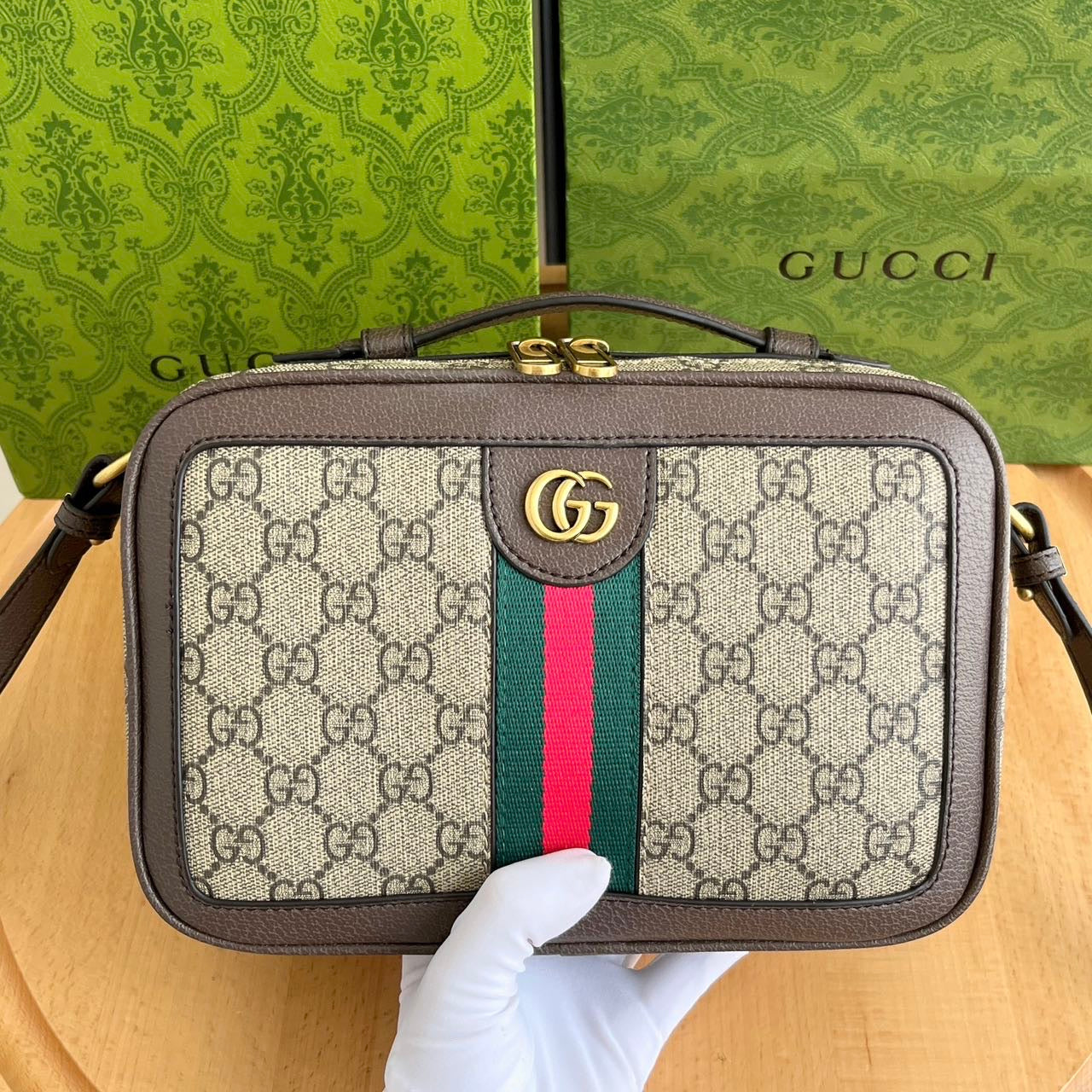 GUCCI GG Ophidia Small Top Handle Bag Color Marrón | Elegancia Clásica y Moderna